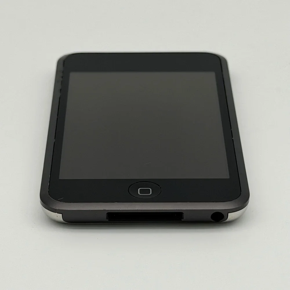 Apple iPod Touch A1213 8GB 1st Generation Black